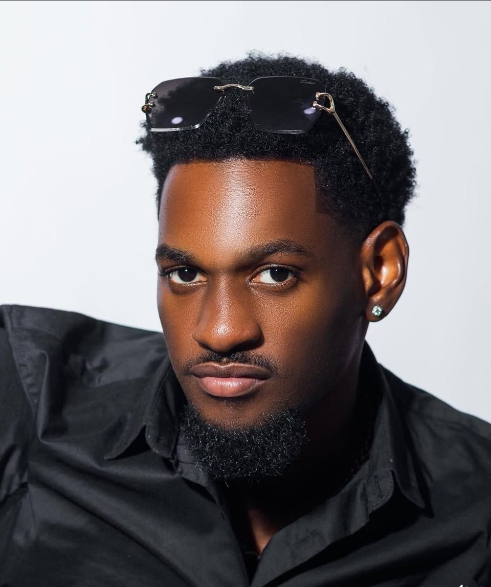 TheHypeQueen's tweet image. Christopher Bassey!!! They can never stain your white!!! Stainless fr!! 
#TopherBassey