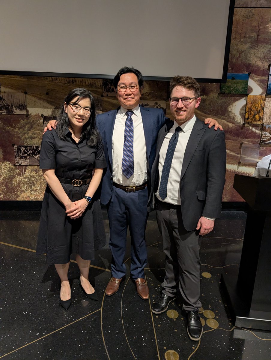 Last week, we celebrated the incredible accomplishments of our 2025 Graduates, Dr. Shiwei Huang and Dr. Sam Jones. An honor to celebrate the last 7 years of hard work and dedication to the art and science of neurosurgery

Congratulations, Dr. Huang and Dr. Jones!