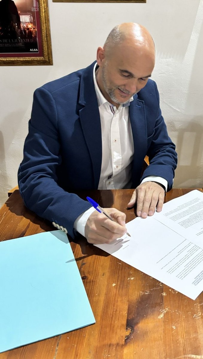 Jesús Tomás Molina Lapresa, Hermano Mayor electo de <a href="/HuertoGranada/">Hdad del Huerto</a> obteniendo 176 votos

🔹️Juan Manuel Cañizares,  que había retirado su candidatura, ha sido votado por 87 hermanos

📷 Hermano mayor electo