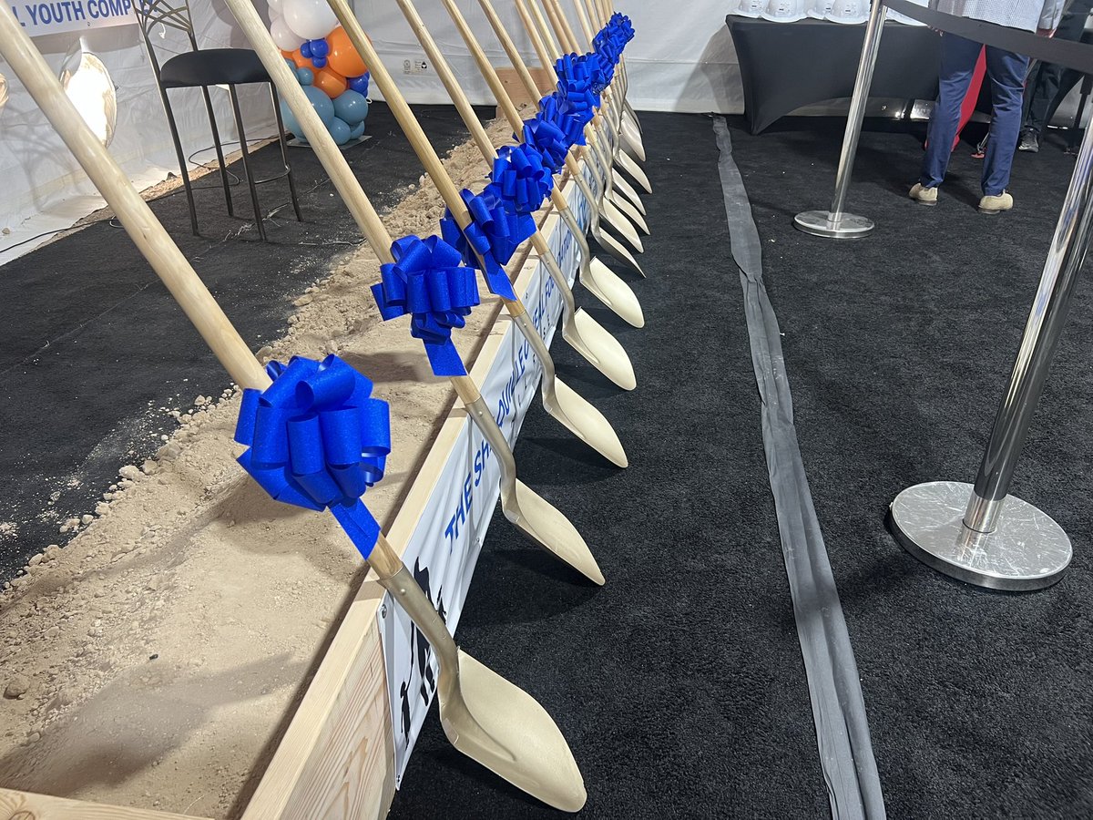 CommishMcCurdy's tweet image. An exciting day breaking ground on the future! Honored to join @SHAQ and our community partners for the start of the Shaquille O’Neal Youth Complex — a place that will uplift, empower, and inspire generations to come. 🏗️💪🏽