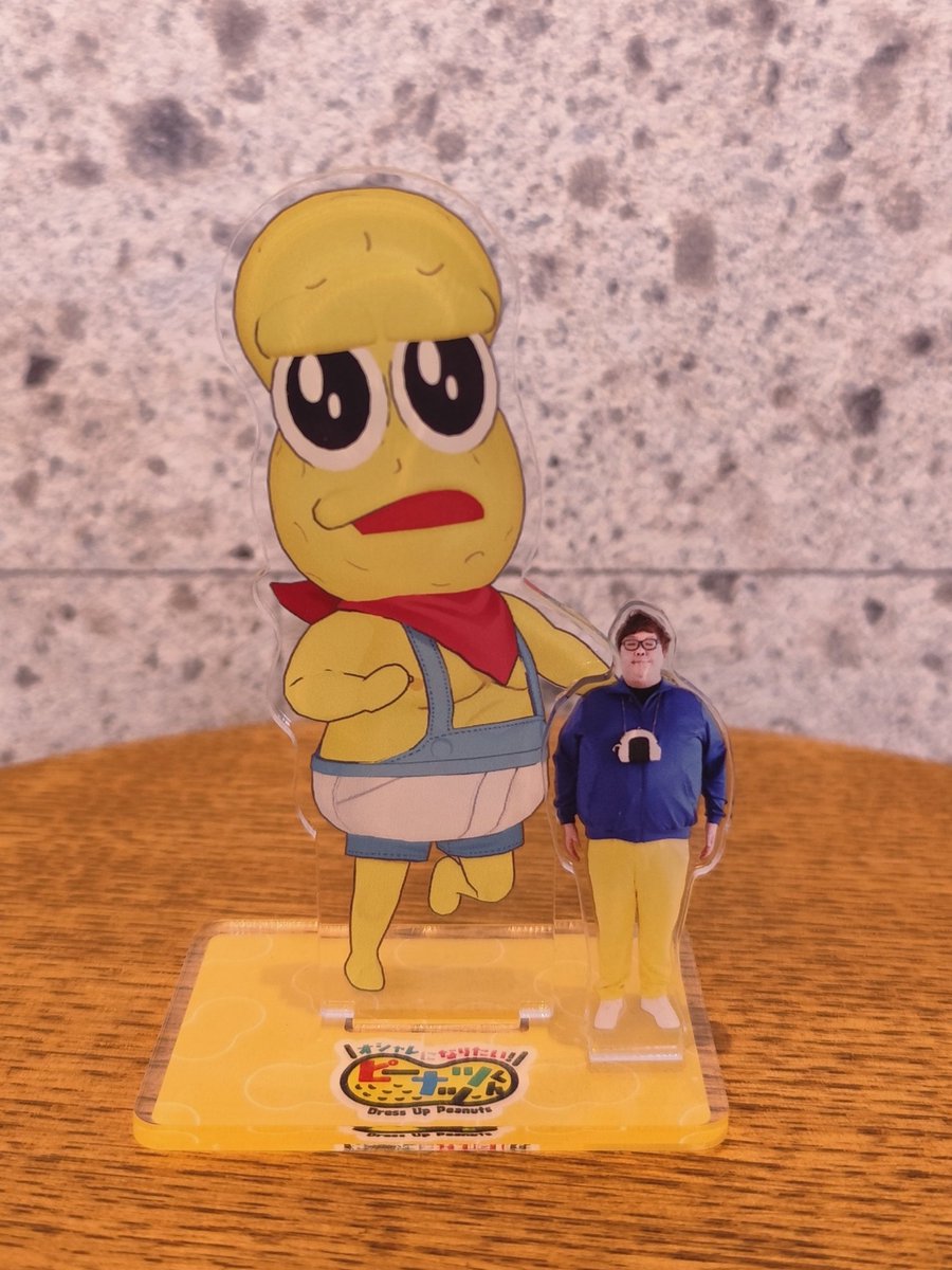chabos_qn's tweet image. デカキンさんのアクスタ届いた！
小さいデカキンさんの使い所謎や…😂