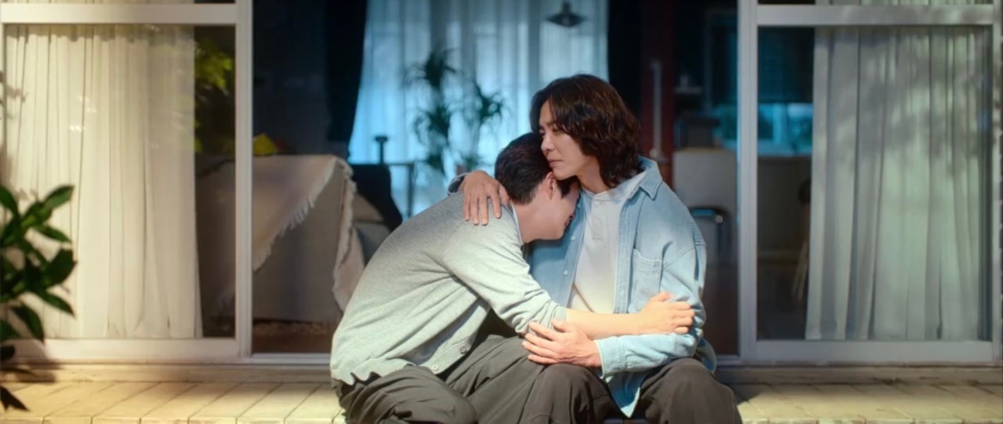 cherrybl0som's tweet photo. Porque hicieron que la relación de ellos sea tan importante en el planos de la “actualidad” del drama para luego dejar de lado al personaje del hermano de la forma más cruel posible ??? #Melomovie https://t.co/KhEaZg73hk