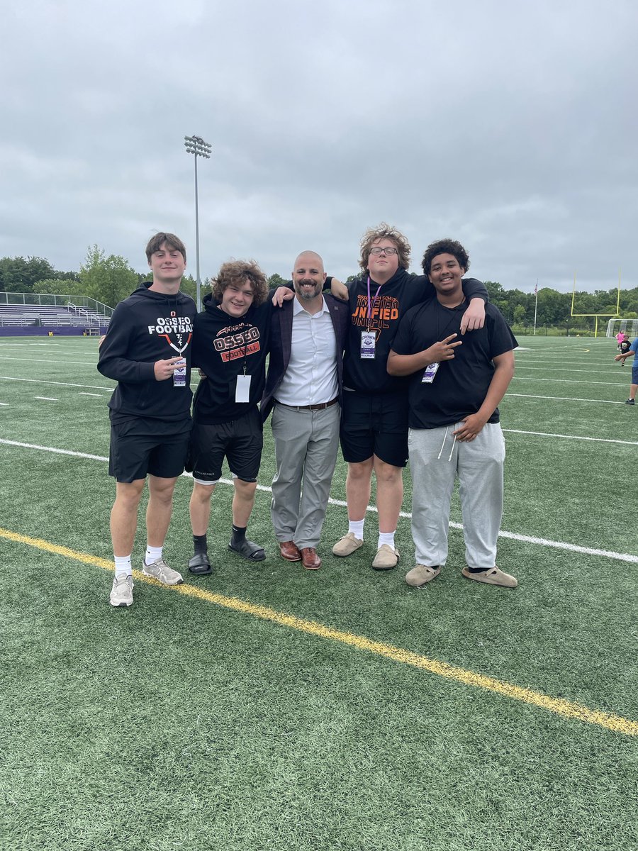 Braylon Eidsvoog (2026) (@brayloneidsvoog) on Twitter photo Had a great time at the Crown College junior day today. Can’t wait to come back down to compete and learn tomorrow at your camp!!! <a href="/Coach_JYates/">Joe Yates</a> <a href="/xToaV5/">Coach T</a> <a href="/CoachMayo97/">Abraham Mayo</a> <a href="/_Coach_Franz/">Coach Franz</a> <a href="/EShourds5/">Eric Shourds ✝️</a> <a href="/DerrickTaylor_4/">Coach DT</a> <a href="/WhiteBoardMrP/">Mr. Parzyck's White Board</a> <a href="/CoachLButler/">Coach Butler</a> Had a great time at the Crown College junior day today. Can’t wait to come back down to compete and learn tomorrow at your camp!!! <a href="/Coach_JYates/">Joe Yates</a> <a href="/xToaV5/">Coach T</a> <a href="/CoachMayo97/">Abraham Mayo</a> <a href="/_Coach_Franz/">Coach Franz</a> <a href="/EShourds5/">Eric Shourds ✝️</a> <a href="/DerrickTaylor_4/">Coach DT</a> <a href="/WhiteBoardMrP/">Mr. Parzyck's White Board</a> <a href="/CoachLButler/">Coach Butler</a>