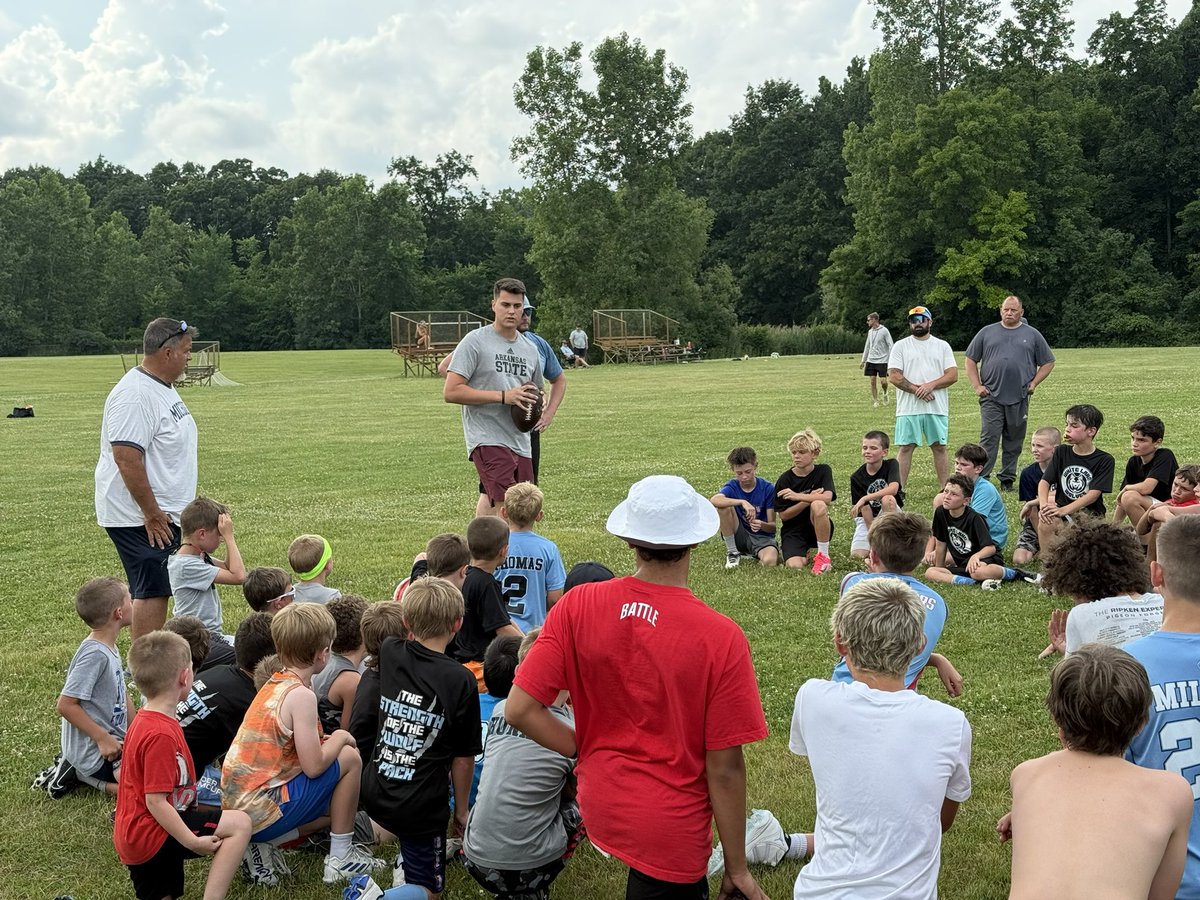 ryan_heicher's tweet image. It was an absolute pleasure speaking to the White Lake Wolves youth football team the other day. There is a very bright future for Michigan High School Football in the years to come! Nothing but respectful, talented, hard working young men getting in some summer work!