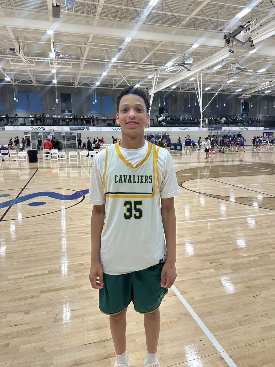 LHSBCANOW's tweet image. 🏆LHSBCA - JSE Team Camp

⛹️‍♀️Robert Wright Jr
🏀Calvary Baptist Academy
🎓2027

📝Quick guard. A major defensive threat. Puts a high intensity pressure on the ball and forces many turnovers for the other team. As well as crashes the boards hard. Finishes the put back very well.