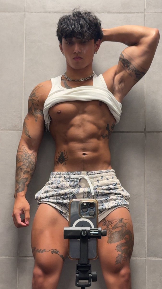 what carrying your league of legends teammates for over 10years does to you: