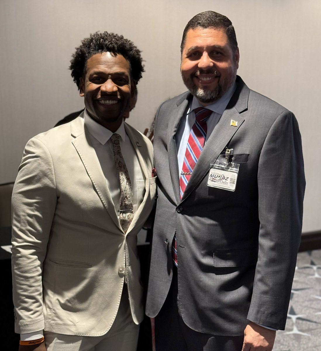 munozforva's tweet image. Thanks to the @EpochTimes for their interest on Loudoun County Schools & the changes we’re striving to make if elected this November—student safety, parental rights, & accountability. Also to Pastor Lorenzo Sewell of @180church_cc for his prayer over our students—what a blessing!