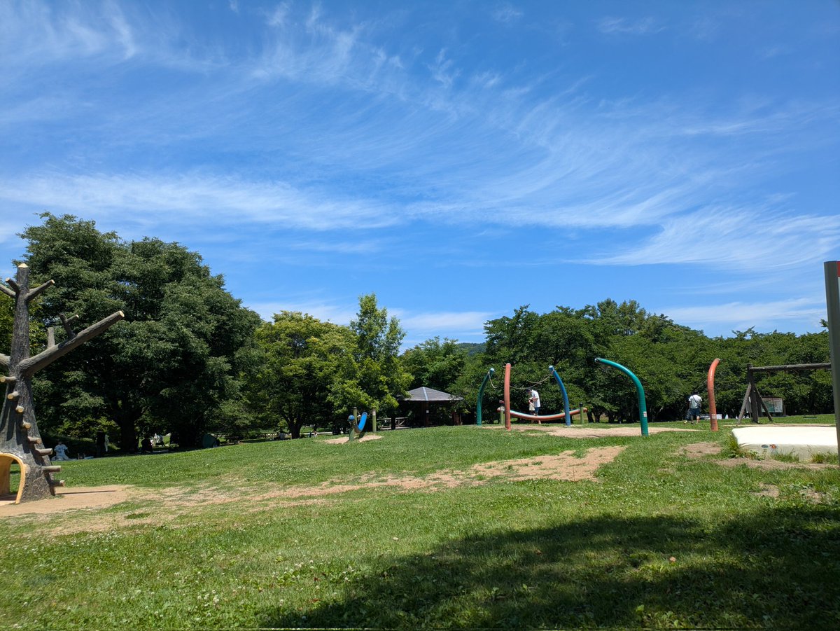 公園日和
心地よい風
気持ちよかぁ〜
#松本アルプス公園