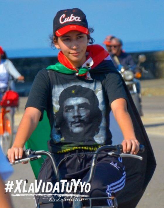 Rayco2024 (@rayco2024qba) on Twitter photo Unidos por Cuba, #XLaVidaTuYYo exigimos el cese del genocidio en Palestina.
#CubaConPalestina
<a href="/DeZurdaTeam_/">DeZurdaTeam 📳</a>
<a href="/IzquierdaPinera/">🇨🇺IzquierdaPinera❤️</a>
<a href="/Latido_Izquierd/">Latido Izquierdo</a>
<a href="/cuba_maril56850/">Marilin De Cuba</a>
<a href="/Anita_Zurda/">Anita González</a>
<a href="/CubAlejandrita/">Alejandrita</a>
<a href="/EVilluendasC/">Enrique Villuendas</a>
<a href="/GalanoRey1/">⚜️🅺🅸🅽🆈🆄🅻🅰⚜️ 🇨🇺🥊</a>
<a href="/GarciaPere88603/">Stefenie Garcia Pérez</a>
<a href="/alaiaguilar94/">Alaia</a>
<a href="/melafuente22/">Mela</a> Unidos por Cuba, #XLaVidaTuYYo exigimos el cese del genocidio en Palestina.
#CubaConPalestina
<a href="/DeZurdaTeam_/">DeZurdaTeam 📳</a>
<a href="/IzquierdaPinera/">🇨🇺IzquierdaPinera❤️</a>
<a href="/Latido_Izquierd/">Latido Izquierdo</a>
<a href="/cuba_maril56850/">Marilin De Cuba</a>
<a href="/Anita_Zurda/">Anita González</a>
<a href="/CubAlejandrita/">Alejandrita</a>
<a href="/EVilluendasC/">Enrique Villuendas</a>
<a href="/GalanoRey1/">⚜️🅺🅸🅽🆈🆄🅻🅰⚜️ 🇨🇺🥊</a>
<a href="/GarciaPere88603/">Stefenie Garcia Pérez</a>
<a href="/alaiaguilar94/">Alaia</a>
<a href="/melafuente22/">Mela</a>
