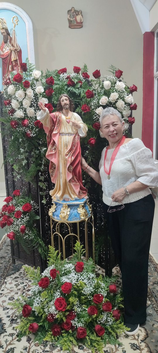 Celebrando en nuestra parroquia, la Solemnidad del Sagrado Corazón de Jesús
#Guardias de Honor del Sagrado Corazón de Jesús...en Vos confío.