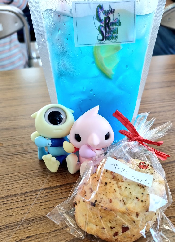 ruumin810's tweet image. 妖怪祭りに行ってきました！
ワークショップもあって、妖怪ペンを姪っ子と作りました😊
楽しかったー💕
#モンスターファクトリー
