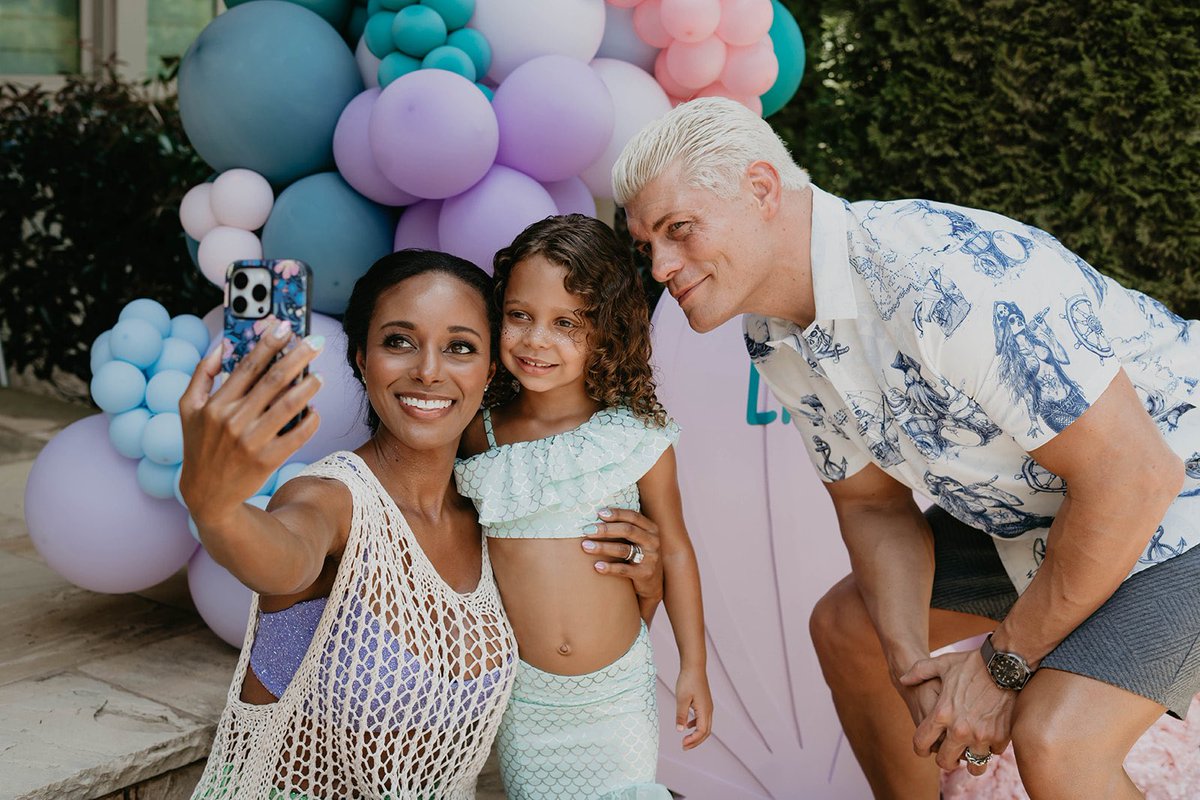 TheBrandiRhodes's tweet photo. ❤️ https://t.co/A3oSZUSuXB