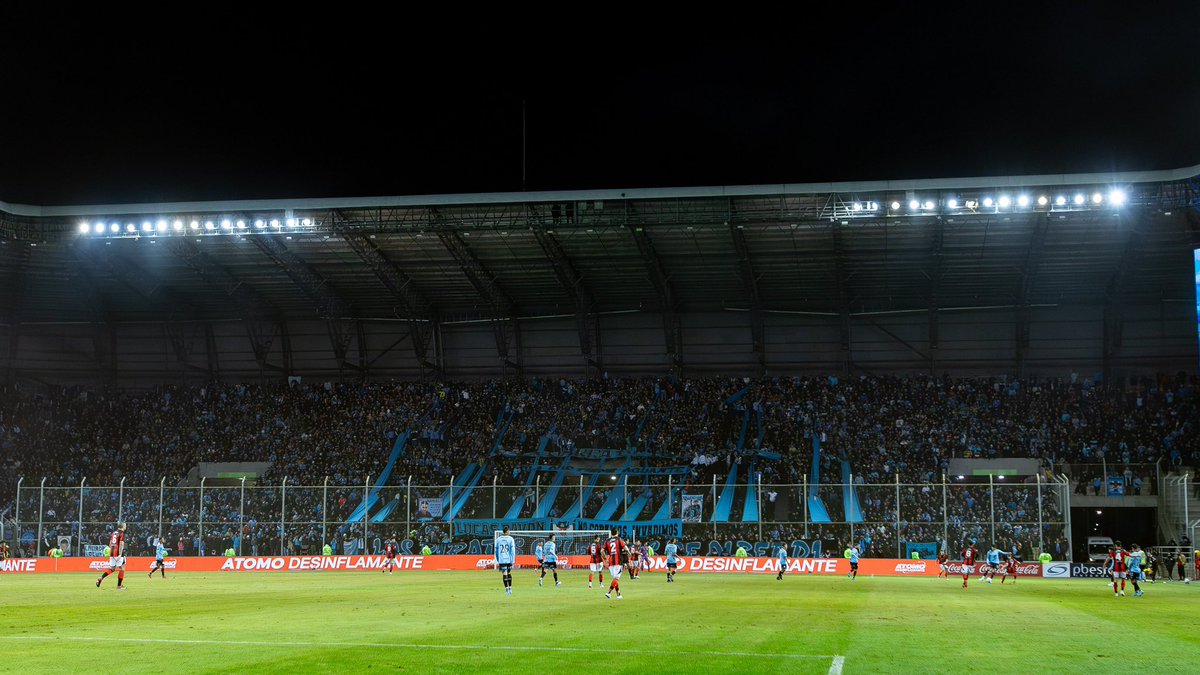 No, no es Cordoba. No es Alberdi. Es Villa Mercedes a 4 horas de distancia por 16 avos de Copa Argentina contra un rival de la B. No pasen vergüenza, no se comparen nunca mas con nosotros. La hinchada de Belgrano es única e inigualable. Que jueguen como aliento yo 🏴‍☠️