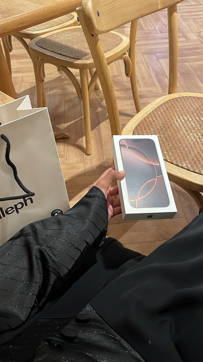 u_bzu's tweet photo. My gift to myself🧡 https://t.co/nuSDNov730