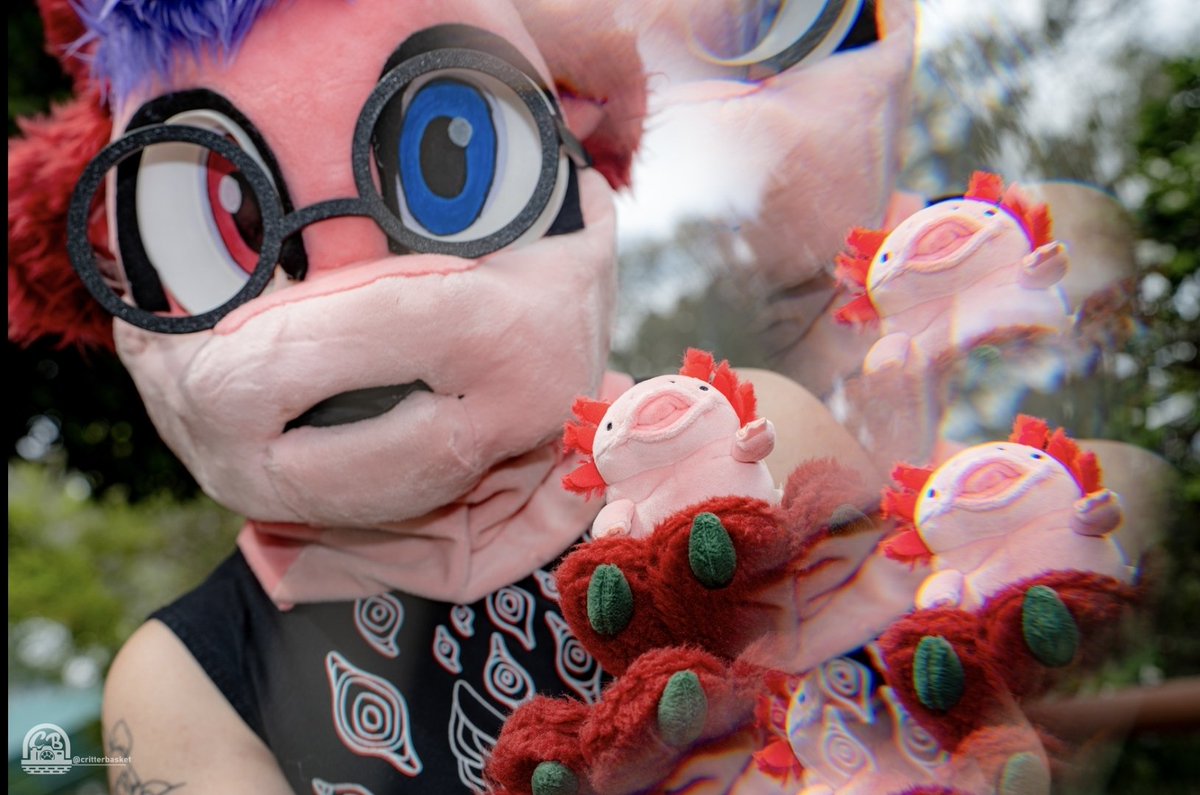 MY CHILDS ESCAPING TO THE NEXT DIMENSION 
📸: <a href="/CritterBasket/">The Critter Basket</a> 
#FursuitFriday