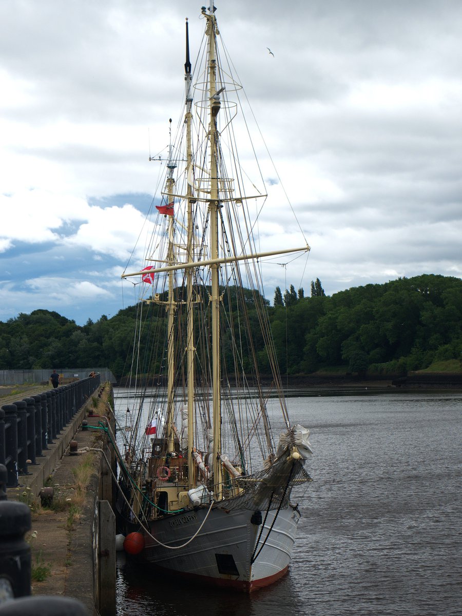 jac61941964's tweet image. Zawisza Czarny, Polish sailing ship at the Spillers Quay Newcastle,