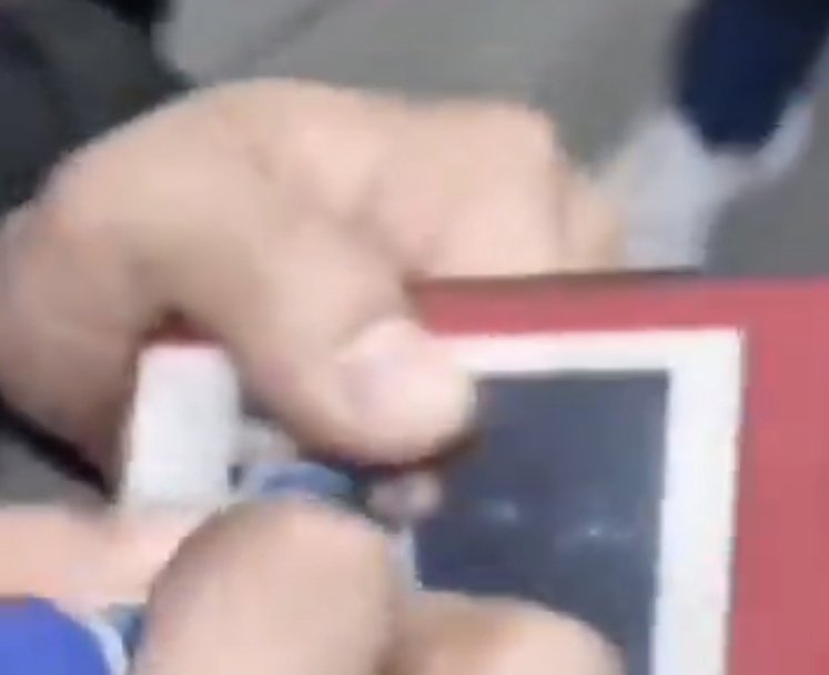 nanonmpreg's tweet image. ele tampando a cara do nanon p n lembrar e recair