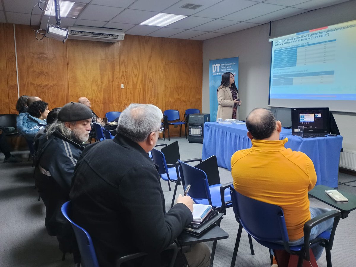 drt_biobio's tweet photo. En la Región del #Biobío, el Consejo Tripartito Regional de Usuarios (CTRU) realiza sesión temática preparatoria para la Cuenta Pública 2025 de la DT. @DirecdelTrabajo Biobio expuso sobre principales ejes y se abre espacio para el diálogo con consejeras/os y consejeros regionales https://t.co/bKikjv49YN