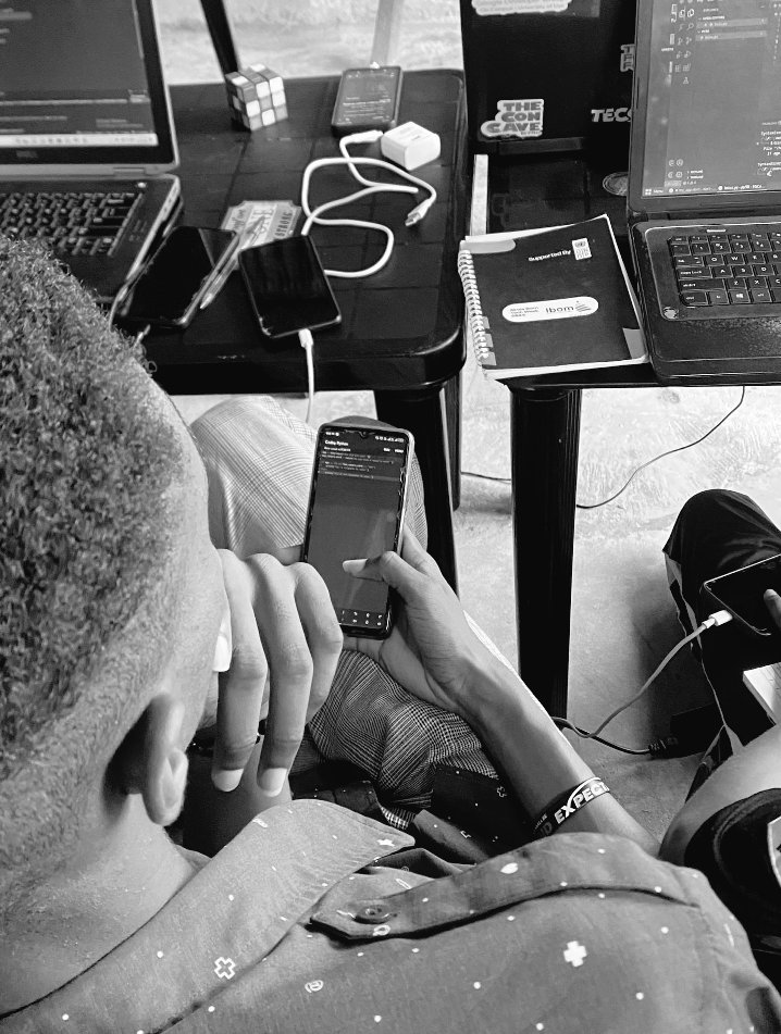 charlesnwawo's tweet image. Barely 2 weeks into python coding.
Just wrote a working code that uses if, else statements to check and confirm email and password🙂‍↔️
It may be simple but it feels like magic 😁✨
Grateful to @py_50c for their dedicated teachings and drive for excellence.
#12weeksofpythoncode