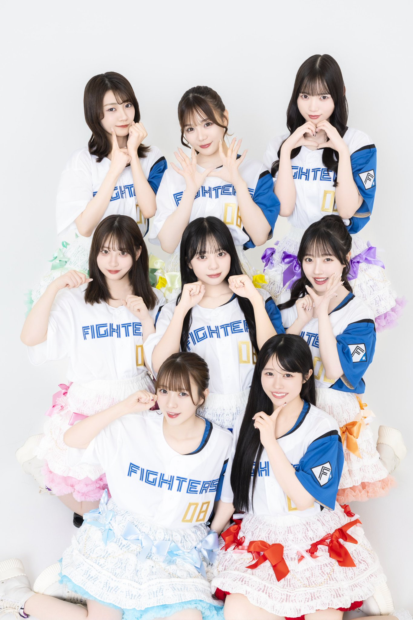 MEOVV 日本 リリイベ 応募特典 ランダム トレカ コンプ MEOVV 日本 リリイベ 応募特典 ランダム トレカ コンプ