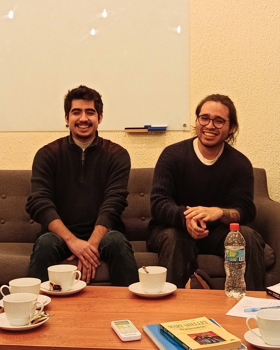 sociologiaucm (@sociologiaucm1) on Twitter photo Ayer pasamos una bonita tarde en la primera sesión de "La comunidad de las letras" ❤️, el club de lectura que organizamos con <a href="/ediciones_ucm/">Ediciones Universidad Católica del Maule</a> para toda la comunidad de la FACSE UCM 😊 Nos reunimos de nuevo el 31 de julio para comentar "La metamorfosis" de Kafka 💯 🔥 Ayer pasamos una bonita tarde en la primera sesión de "La comunidad de las letras" ❤️, el club de lectura que organizamos con <a href="/ediciones_ucm/">Ediciones Universidad Católica del Maule</a> para toda la comunidad de la FACSE UCM 😊 Nos reunimos de nuevo el 31 de julio para comentar "La metamorfosis" de Kafka 💯 🔥