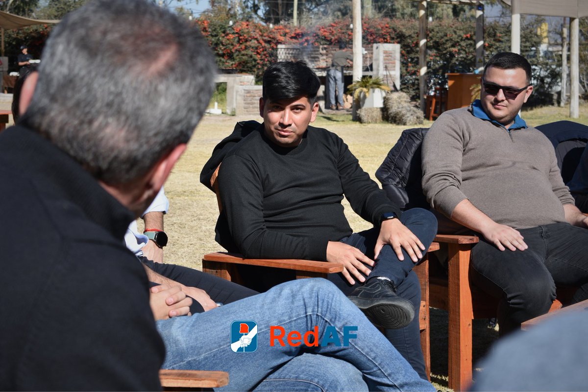 Compartimos un encuentro con <a href="/sergiounac/">Sergio Uñac</a> , actual senador nacional y referente clave del peronismo sanjuanino.

Hablamos sobre el rol de las provincias, el desarrollo con inclusión y los desafíos que enfrenta la Argentina federal.

#ArgentinaFederal #RedAF #EncuentroFederal