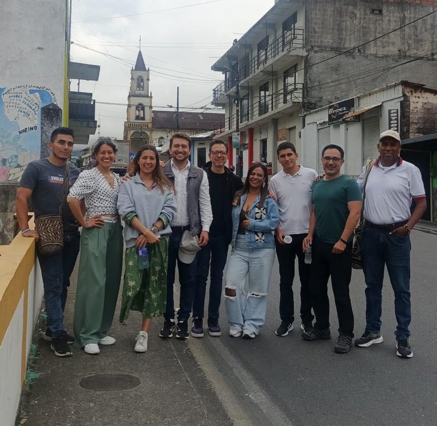 ComisionadoPaz's tweet photo. En Ricaurte y Mallama, Nariño la #PazTerritorial sigue avanzando con acciones concretas e informadas para las comunidades.

Aquí te contamos.🧵👇🏽 https://t.co/X3cD9DeHQw