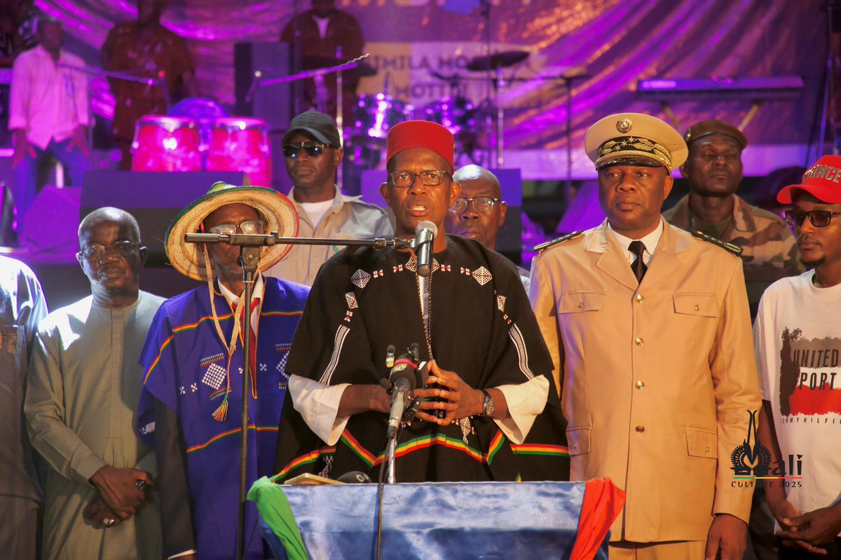 Le jeudi 26 juin 2025, j’ai eu l’honneur de présider l’ouverture de la 3ᵉ édition de la Semaine culturelle et artistique de Mopti, en présence des autorités locales et des délégations venues du Burkina Faso et du Niger.