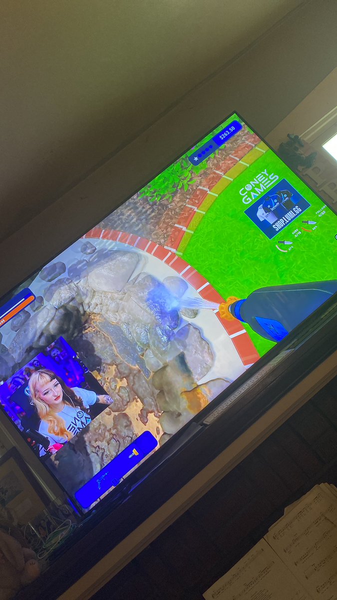 Oath StonyBolognaa🔜ALGS NOLA (@springyerigan27) on Twitter photo supporting my girl <a href="/TTVsailortori/">sailortori🕷️</a> in the #ConeyGames on the big screen
we # 1 tori fans in this house 😏 supporting my girl <a href="/TTVsailortori/">sailortori🕷️</a> in the #ConeyGames on the big screen
we # 1 tori fans in this house 😏