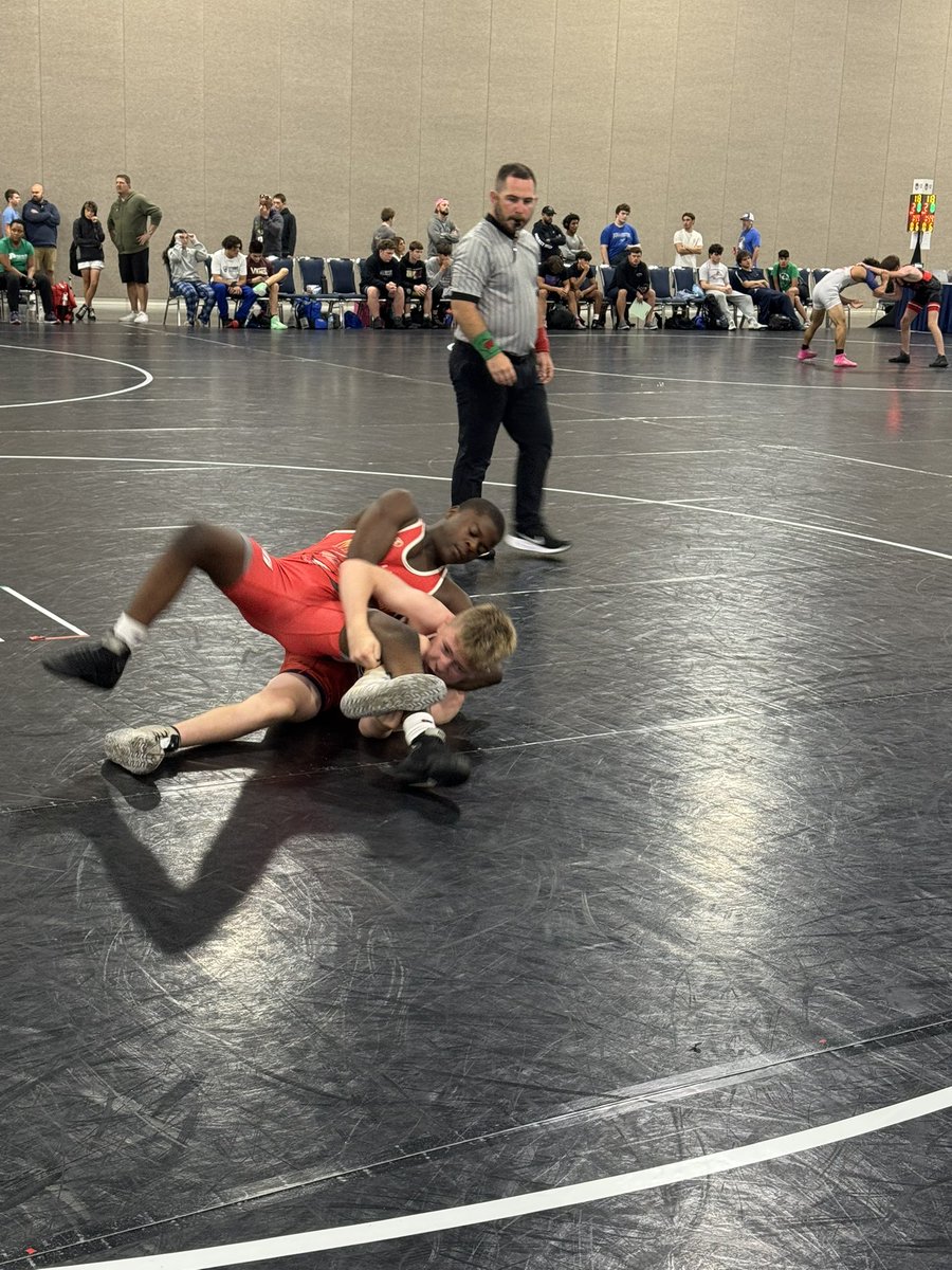 OPS_BearWrestle's tweet photo. Excellent day for the Bears! 

Khy’Ree 9-0 with 8 pins
Wahab 8-0 with 6 pins/TF
Abdi 4-3
Albert 2-4

Four more tomorrow! 
#GOBEARS https://t.co/hsIDSVQEwb