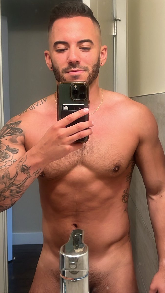 Meet me in the showers 🚿