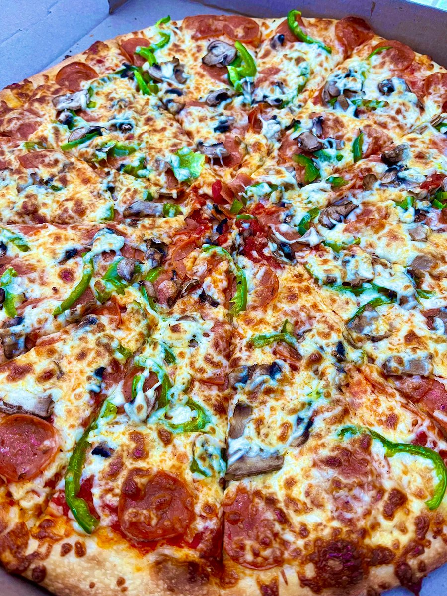 Pizza, to soothe the soul🍕😌
