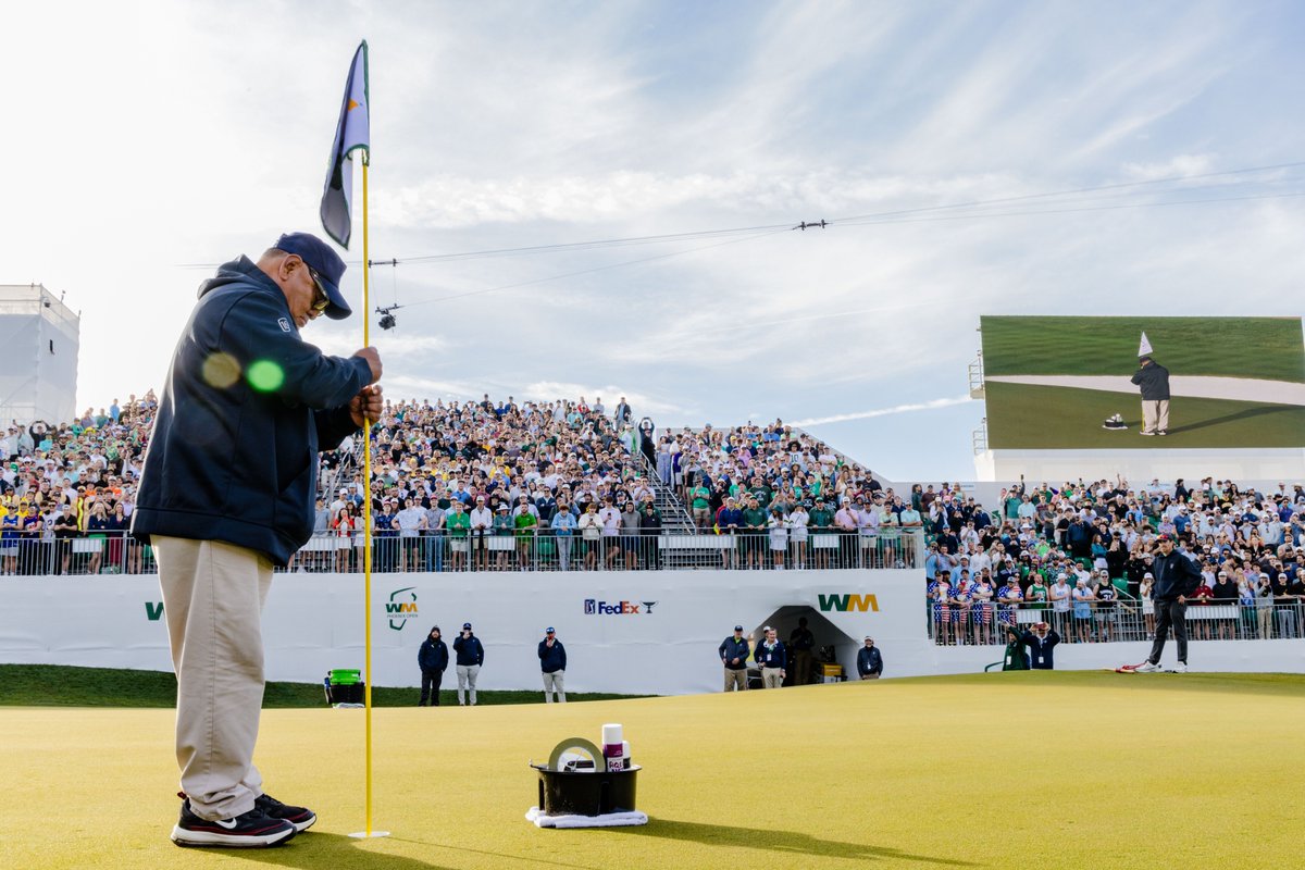 WMPhoenixOpen's tweet image. No caption needed 💯  #fanfriday