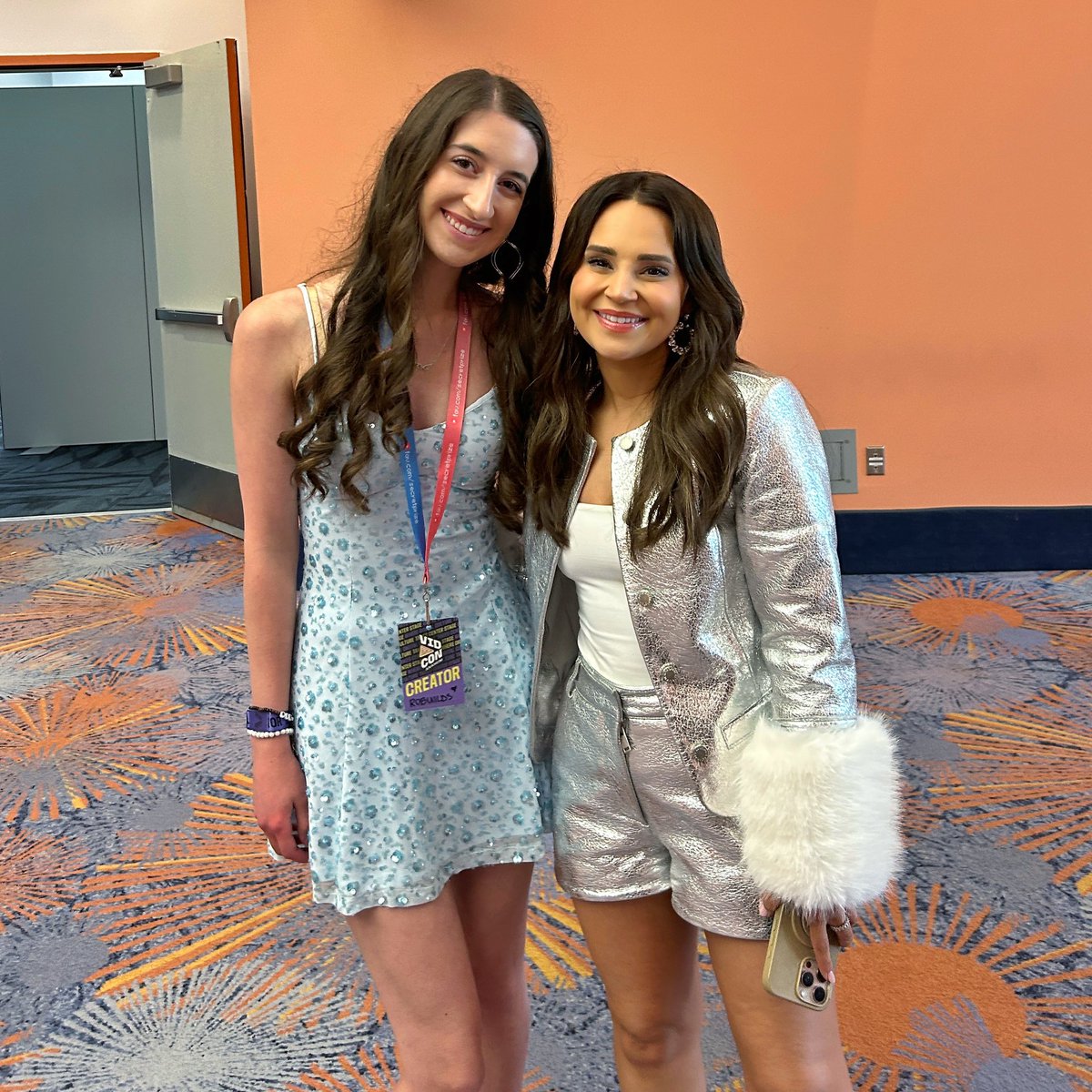 . <a href="/VidCon/">VidCon</a> was SO FUN!📸
#vidconAN25 #vidcon #youtube