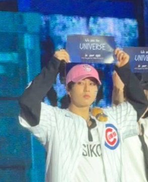 sxnniebaby's tweet photo. @LoveStayChicago @Stray_Kids You sure about that https://t.co/lfe40NnZUr