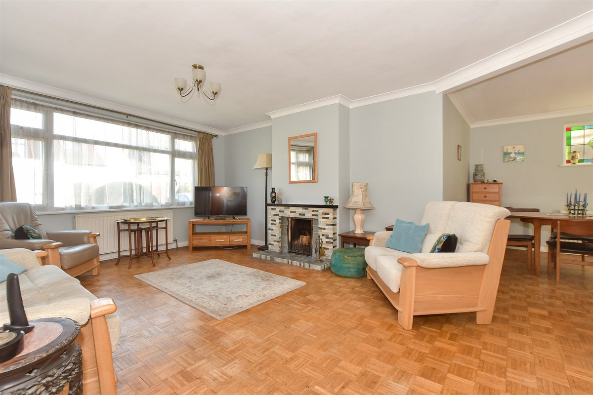 Wards Estate Agents tweet media