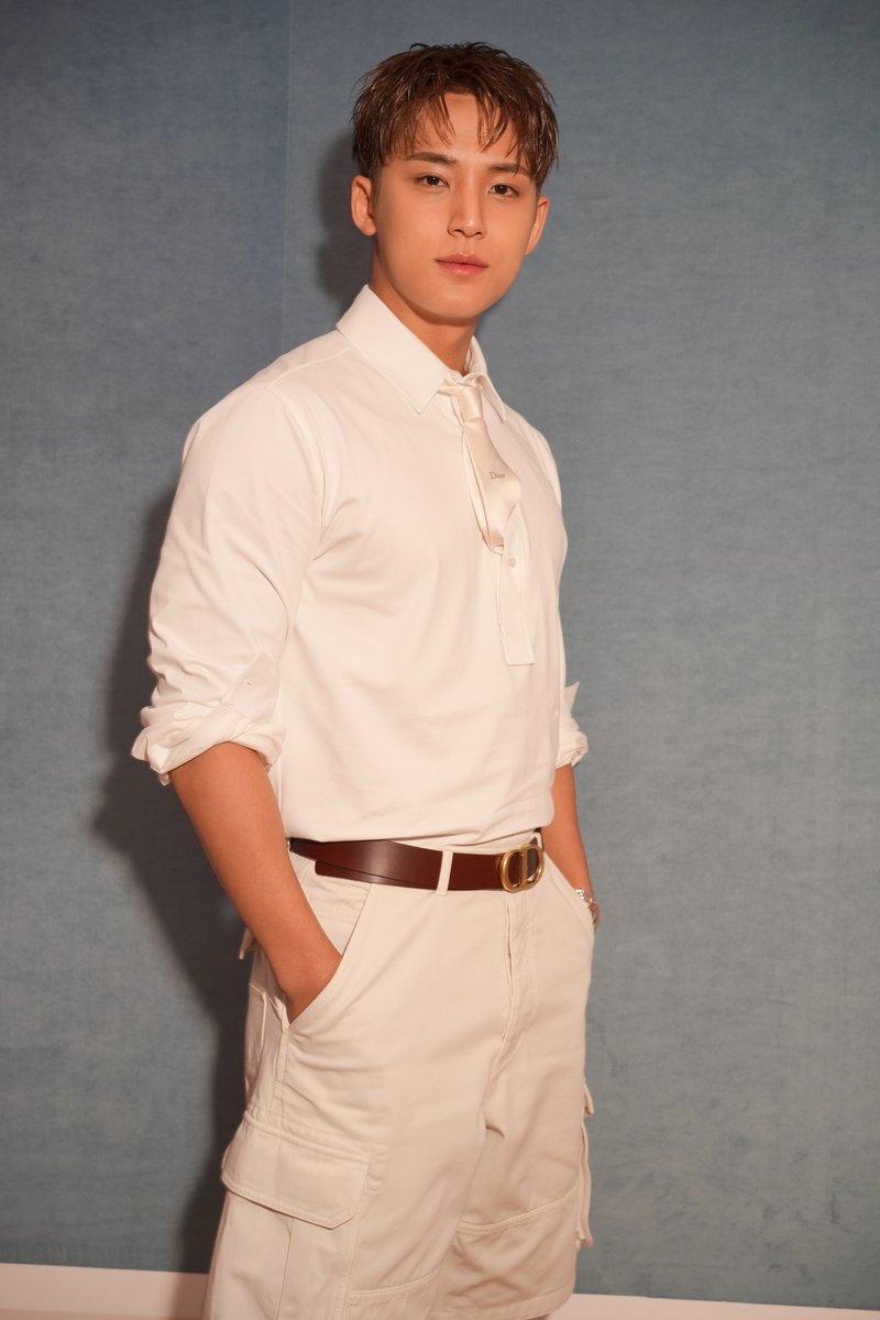 MTV (@mtv) on Twitter photo My heart literally BURSTS every time I see #Mingyu of <a href="/pledis_17/">์ธ๋ธํด(SEVENTEEN)</a> ๐
๐ #ParisFashionWeek My heart literally BURSTS every time I see #Mingyu of <a href="/pledis_17/">์ธ๋ธํด(SEVENTEEN)</a> ๐
๐ #ParisFashionWeek