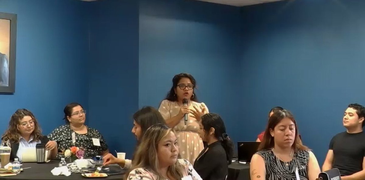 🙌¡Concluyó con éxito el VII #ForoDreamers en Chicago!

👥36 jóvenes beneficiarias/os de #DACA se reunieron para construir comunidad, compartir historias y proponer acciones. "Este foro es para escucharnos y reconocernos."

Este año, el Foro fue organizado por el @IMEsmx con el
