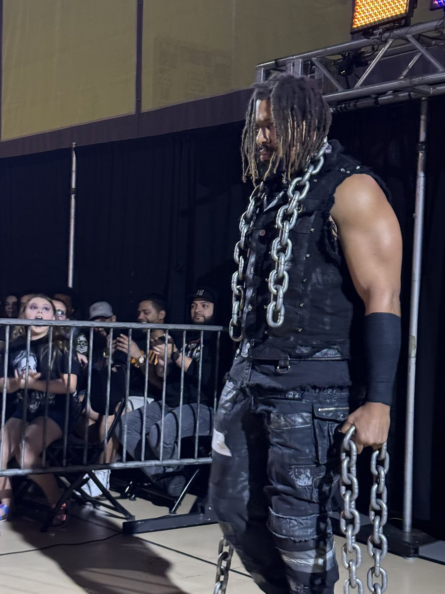 LFG winner <a href="/jaspertroywwe/">JASPER TROY</a> here to destroy his opponent! 

#NXTFortPierce