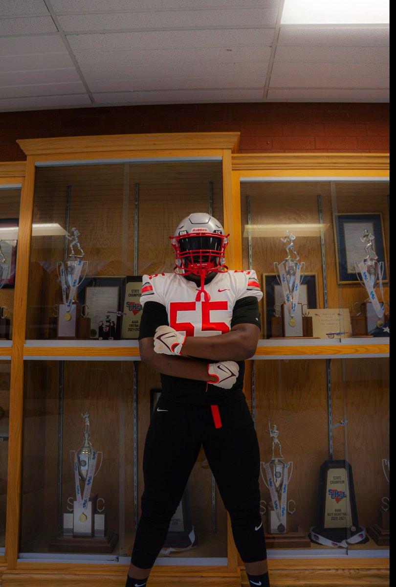 BIGBOYLEE2026's tweet image. hudl.com/v/2QgH11
Senior year loading still looking for a home! 🏡
GPA:3.3
6,3 290 OFFENSIVE GUARD
@southpointeFBSC @FootballSPHS @Hold_2017 @DAWGHZERECRUITS @CoachDingle @CoachPete1017 @Chisholm_Island @G_Yeldell7 !!