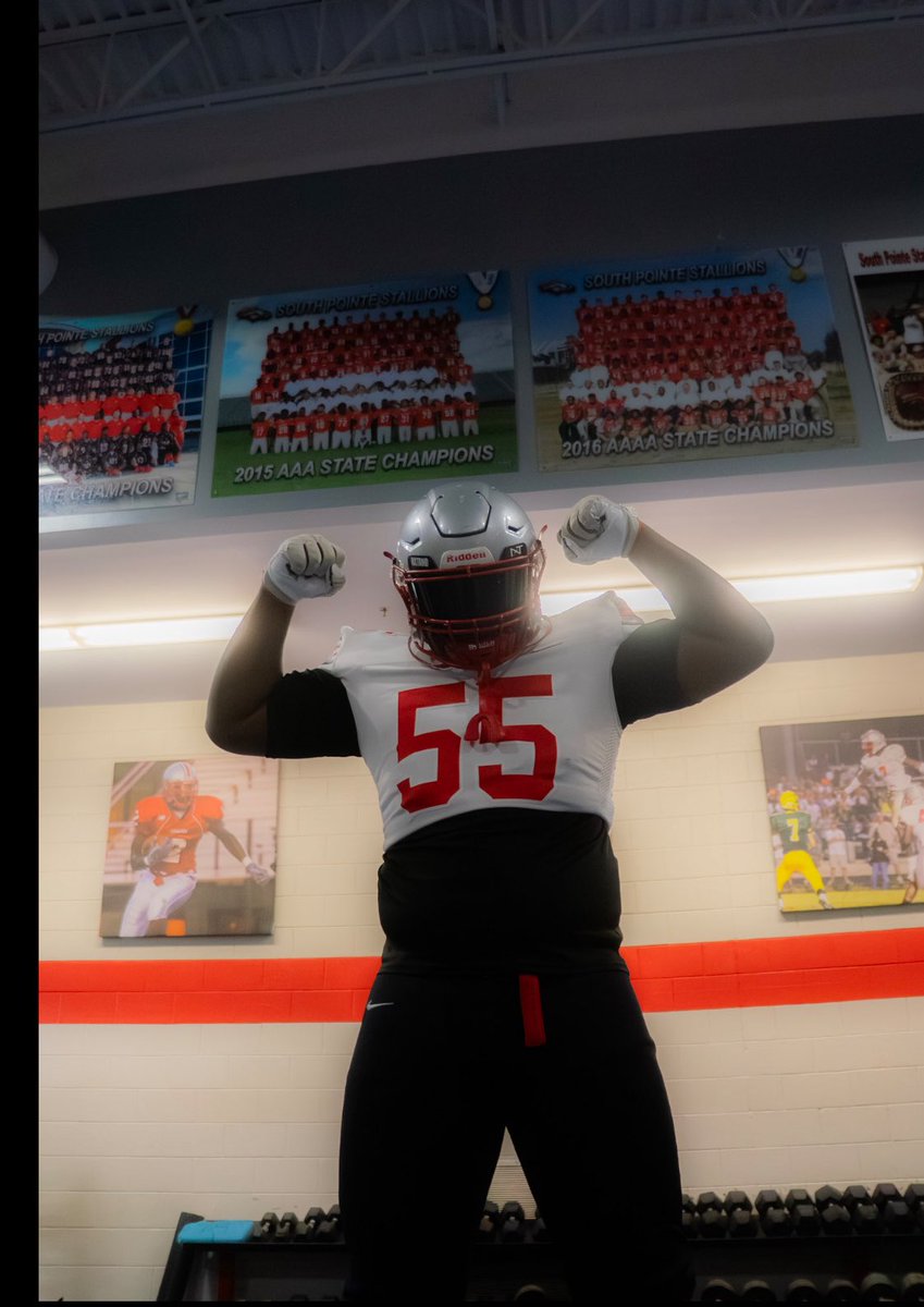 Jaydon Lee (@bigboylee2026) on Twitter photo hudl.com/v/2QgH11
Senior year loading still looking for a home! 🏡
GPA:3.3
6,3 290 OFFENSIVE GUARD
<a href="/southpointeFBSC/">Coach Bobby Collins</a> <a href="/FootballSPHS/">South Pointe Football</a> <a href="/Hold_2017/">David L. Harrison (The H.O.L.D Guy)</a> <a href="/DAWGHZERECRUITS/">Dawg House Recruiting</a> <a href="/CoachDingle/">Will Dingle</a> <a href="/CoachPete1017/">Al Peterson</a> <a href="/Chisholm_Island/">Naris “COACH CHILL” Chisholm</a> <a href="/G_Yeldell7/">Coach Y 🐶⛓</a> !! hudl.com/v/2QgH11
Senior year loading still looking for a home! 🏡
GPA:3.3
6,3 290 OFFENSIVE GUARD
<a href="/southpointeFBSC/">Coach Bobby Collins</a> <a href="/FootballSPHS/">South Pointe Football</a> <a href="/Hold_2017/">David L. Harrison (The H.O.L.D Guy)</a> <a href="/DAWGHZERECRUITS/">Dawg House Recruiting</a> <a href="/CoachDingle/">Will Dingle</a> <a href="/CoachPete1017/">Al Peterson</a> <a href="/Chisholm_Island/">Naris “COACH CHILL” Chisholm</a> <a href="/G_Yeldell7/">Coach Y 🐶⛓</a> !!