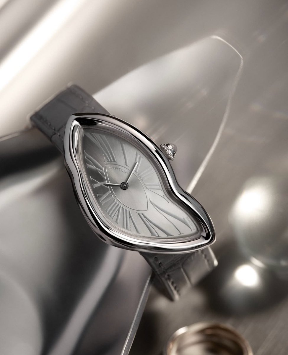 Shtreetwear's tweet photo. Cartier Crash "Phantom" https://t.co/3NyPO9XHYF