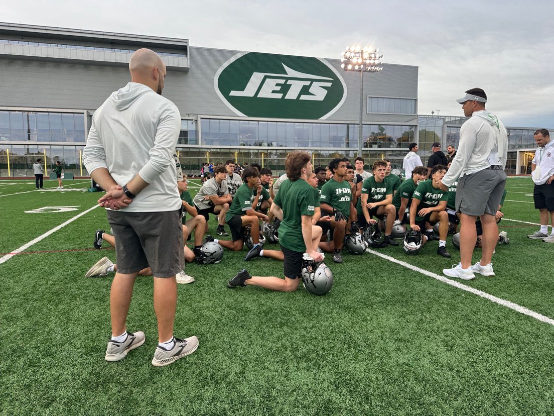 Enjoyed Competing at the Jets Facility with the Hogz!

<a href="/BRHSPantherFB/">BRHSPantherFB</a> 
<a href="/JosephDay79/">Joseph Day</a>