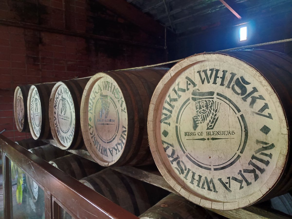 ニッカさんの宮城峡蒸溜所を工場見学
巨大なポットスチルに驚いたあとにウイスキーを試飲🥃
ウヰスキーはもちろん、水がおいしいな