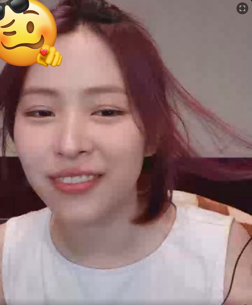 永远不要质疑孩子的反应速度.扯个耳机而已..😏