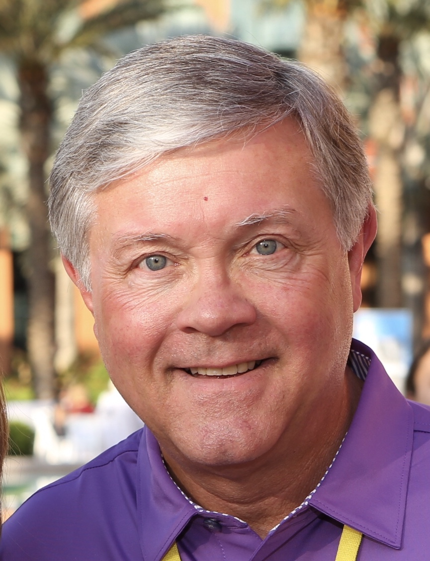 Furman_Alumni's tweet image. Serve as a Furman Connect Mentor to share your experience and knowledge with students in a 30-min Career Conversation. Sign up at mentoring.furman.edu.

&quot;I enjoy connecting with students because any advice an alumnus can provide can be highly valuable.&quot; -Les Knight &apos;76
