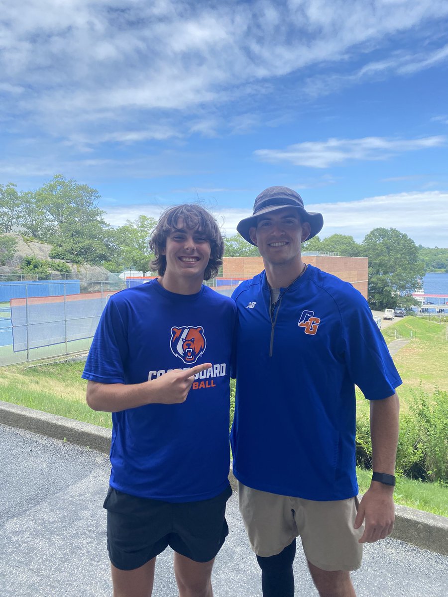 HenryKyle7191's tweet image. Had an amazing time at the Coast Guard Academy today for the prospect camp and visit. I got some amazing reps in and was selected as a top 3 receiver at the camp! Thanks to @Hudson_Dunaway, @CoachJBWells, and @CoachCCGrant for having me out to the beautiful campus. Go Bears!