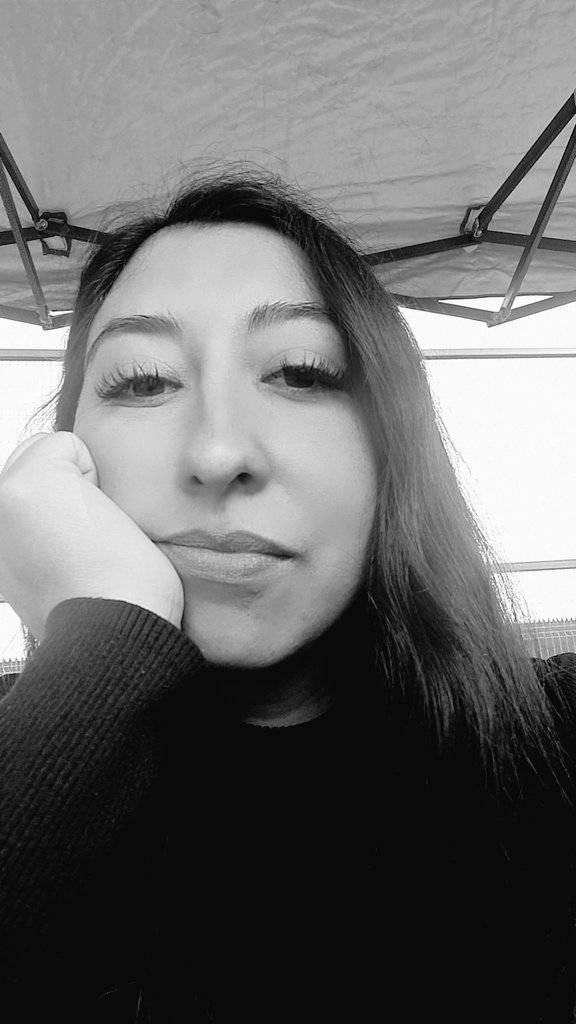Como quieres que no te quiera...

🍷💋

#ElVinoDeTuBoca 
#AlejandroSanz