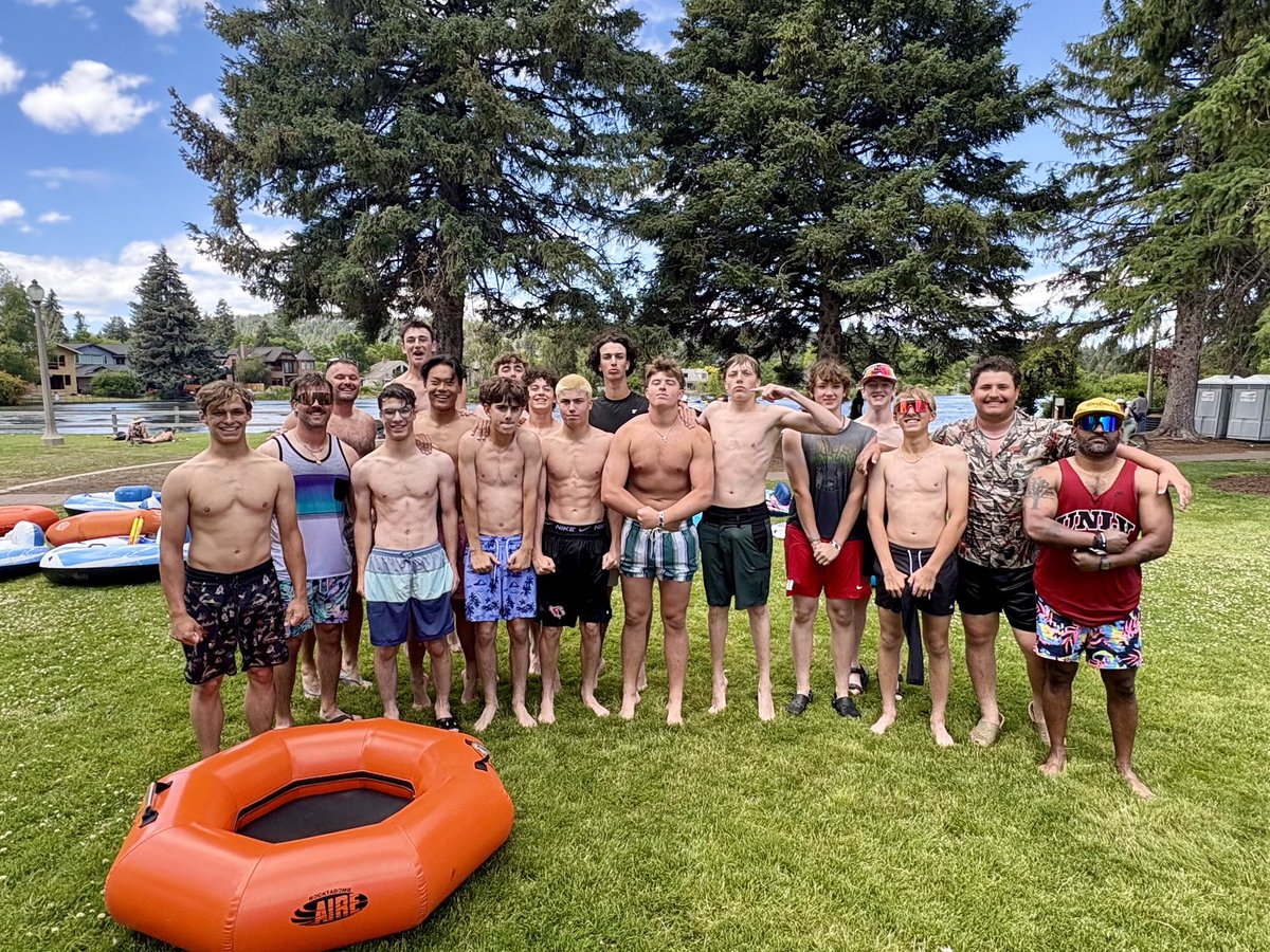 This is a fun group ⚾️