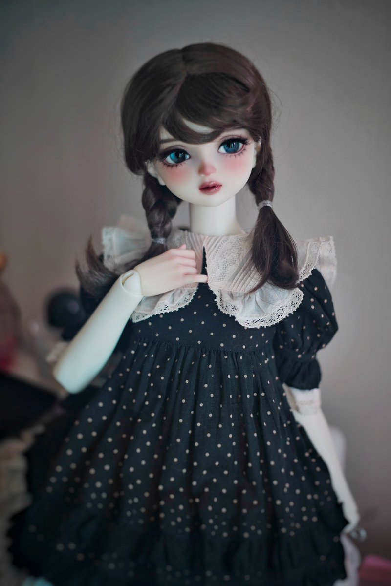 하니 ☺️
운동나가기 직전에 와서 급하게 이미지만 봤다
가발이랑 옷이랑 다 어떻게 해줘야할지 고민 😵 결국 너두 드레스입을거같아…